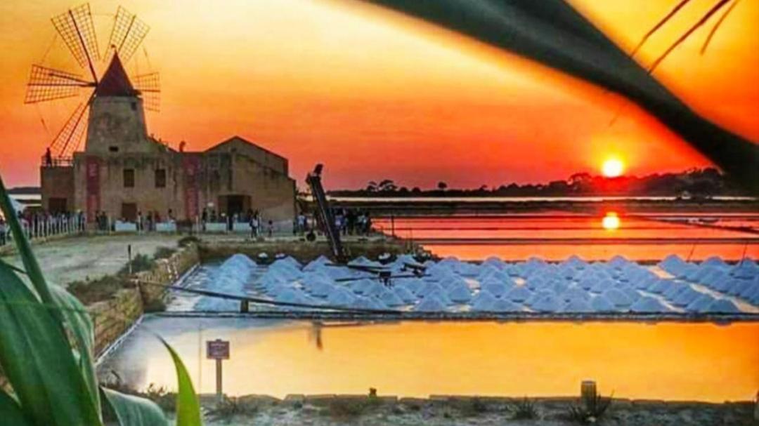 Sunrise Stagnone - Seafront Kitesurf Bed and Breakfast Marsala Buitenkant foto